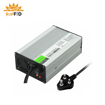 φορτιστής μπαταριών λίθιου 12v Ebike 24v 36v 48v 52v 60v 72v για το ηλεκτρικό ηλεκτρικό δίκρανο μηχανικών δίκυκλων